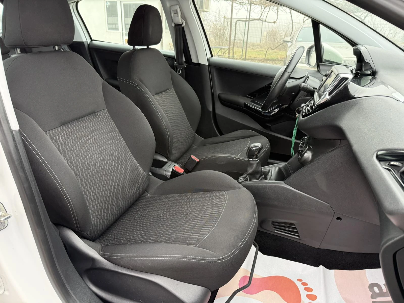 Peugeot 208 1.2i 54���.��.FaceLift | Mobile.bg � ����������� 13