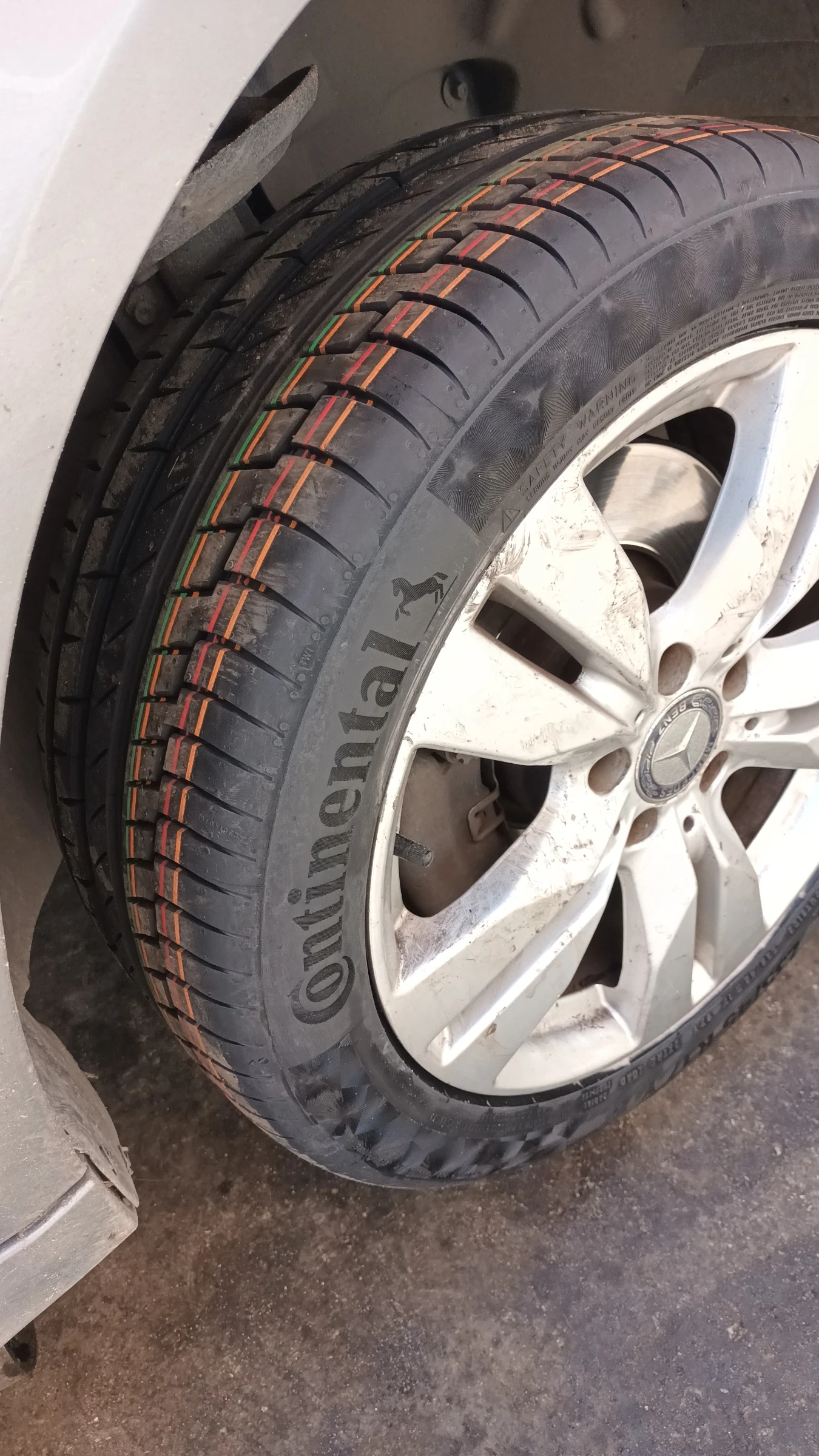 Mercedes-Benz E 350  - изображение 2