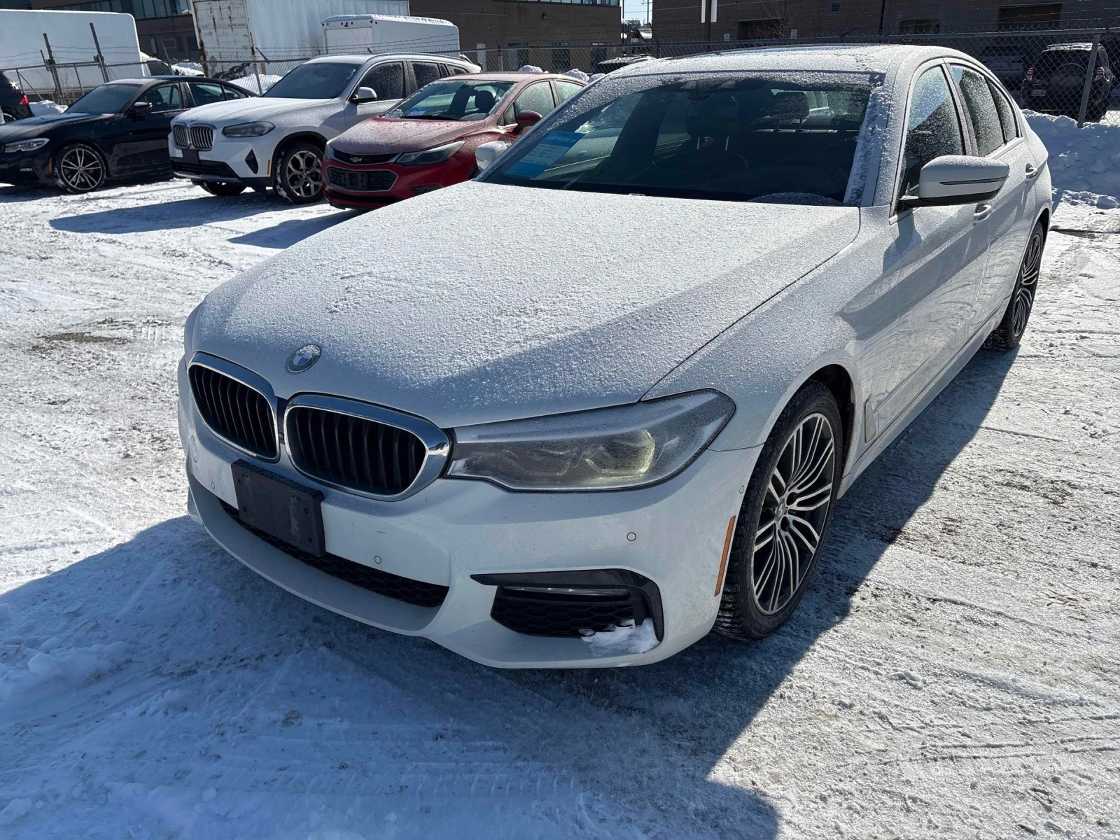 BMW 530 Xi* M-Pack* Harman Kardon* HUD* Soft close | Mobile.bg � ����������� 1