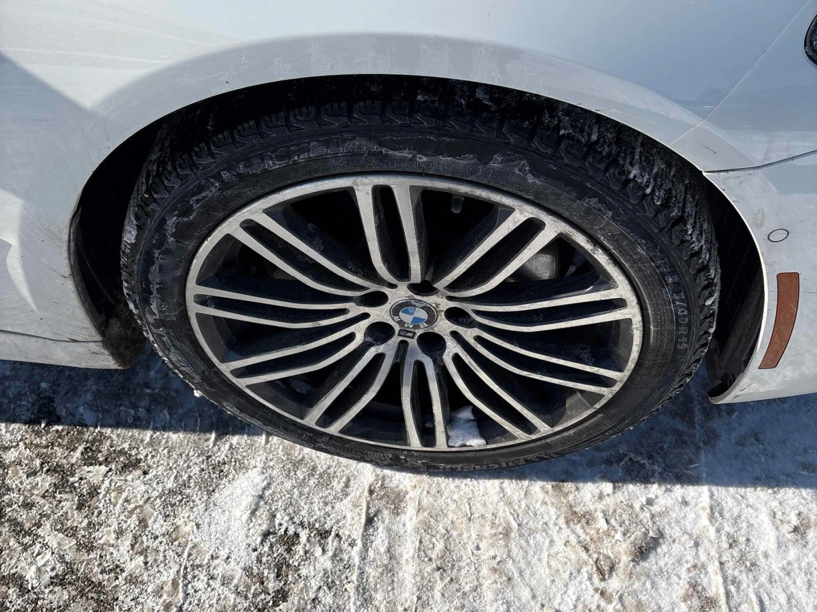 BMW 530 Xi* M-Pack* Harman Kardon* HUD* Soft close - изображение 7