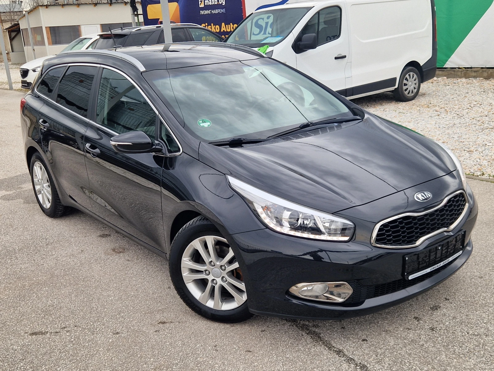 Kia Ceed 1.6i NAVI* CAMERA* PDC* LED*  - изображение 7