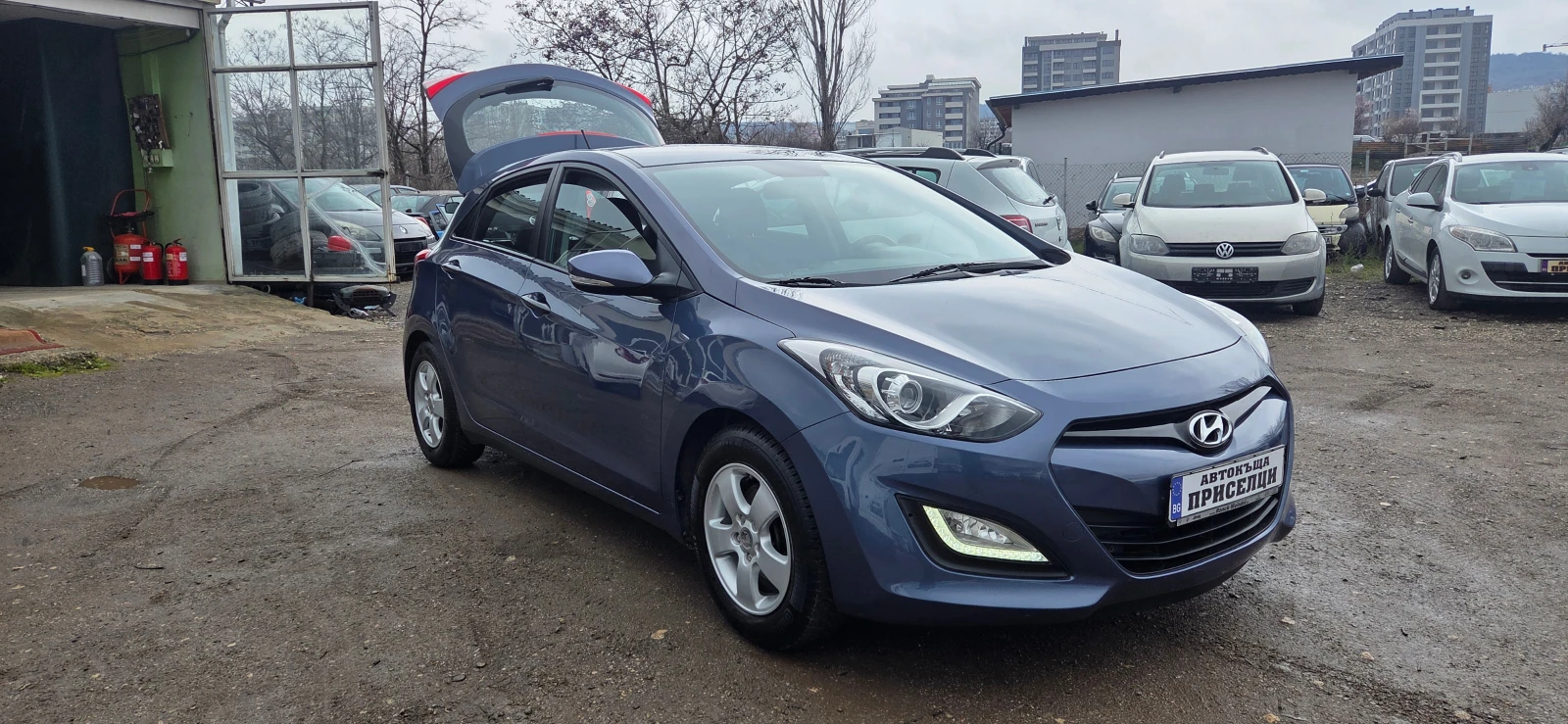 Hyundai I30 1.4 БЕНЗ ВЕРИГА , снимка 3 - Автомобили и джипове - 53950828