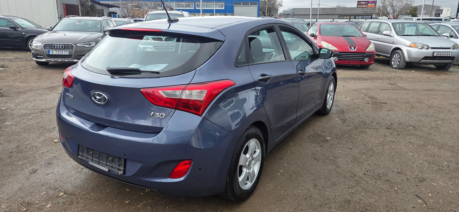 Hyundai I30 1.4 БЕНЗ ВЕРИГА , снимка 5 - Автомобили и джипове - 53950828