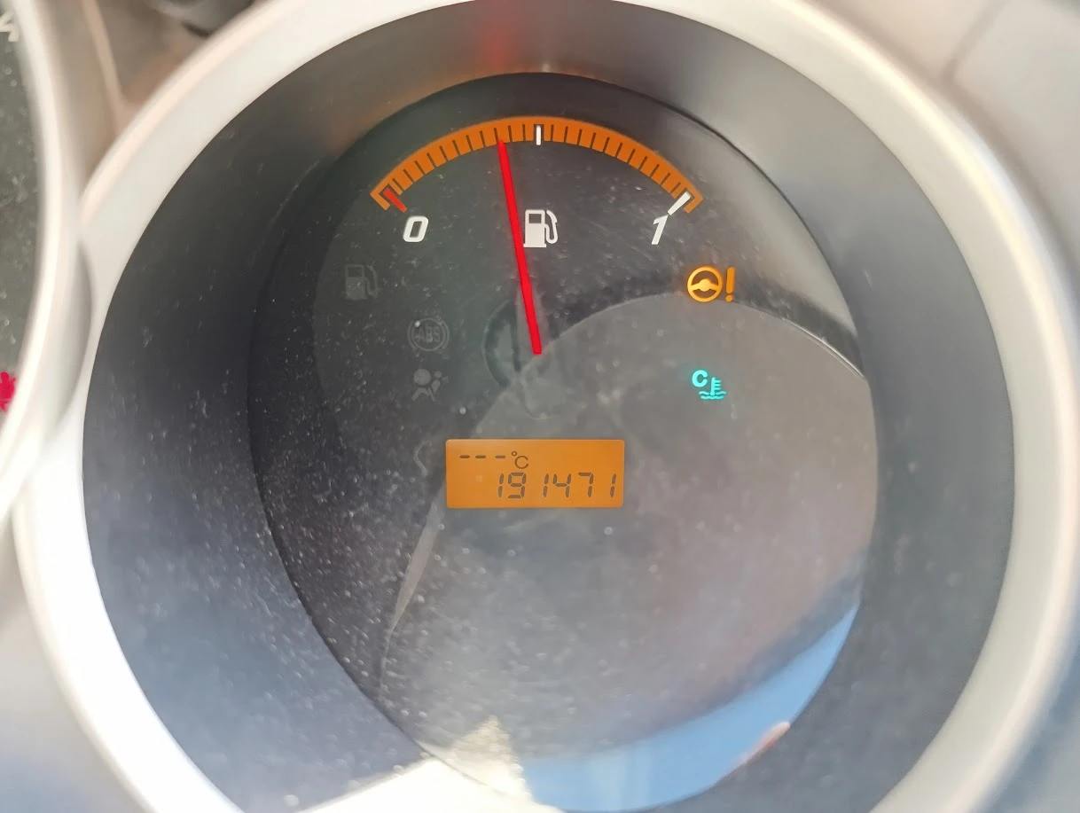 Honda Jazz 1.4, снимка 10 - Автомобили и джипове - 54098201