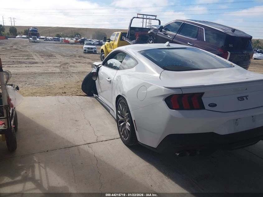 Ford Mustang 5.0L V-8 DI, DOHC, VVT, 480HP Rear Wheel Drive | Mobile.bg � ����������� 3