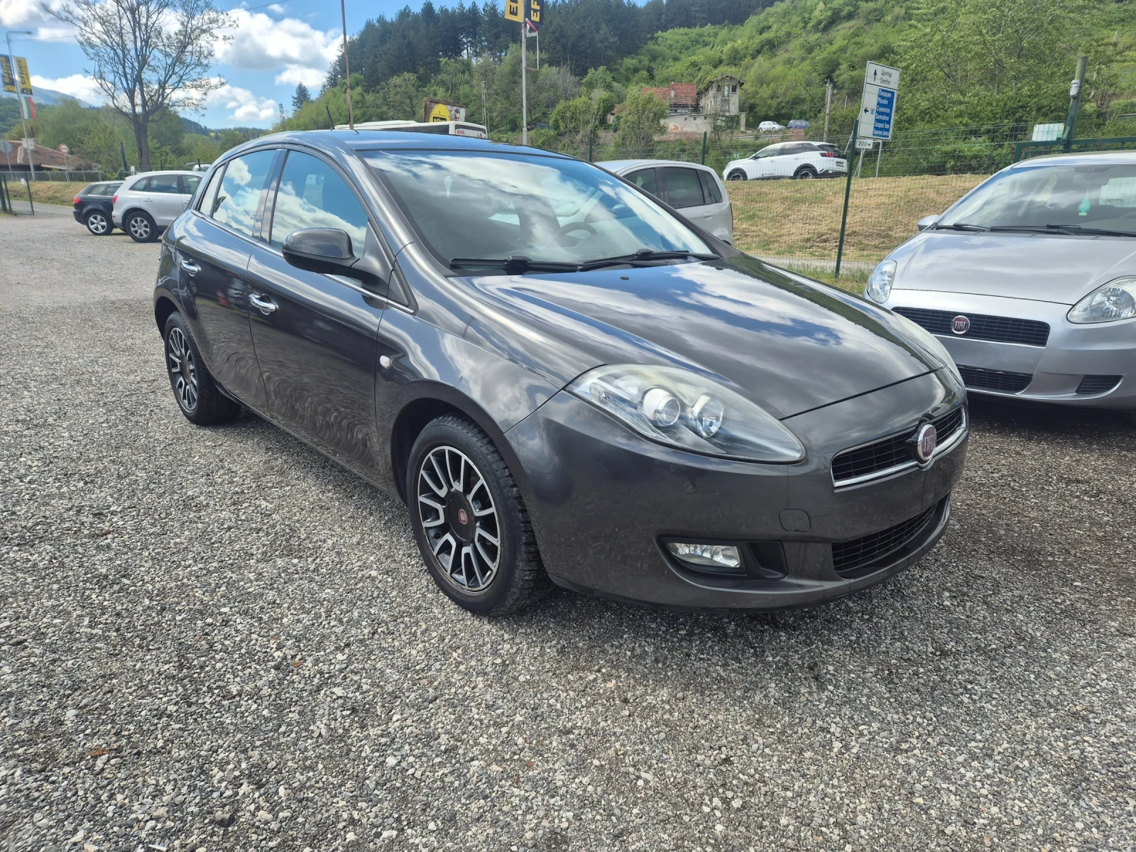 Fiat Bravo 1.4, навигация, 87000км. Топ състояние