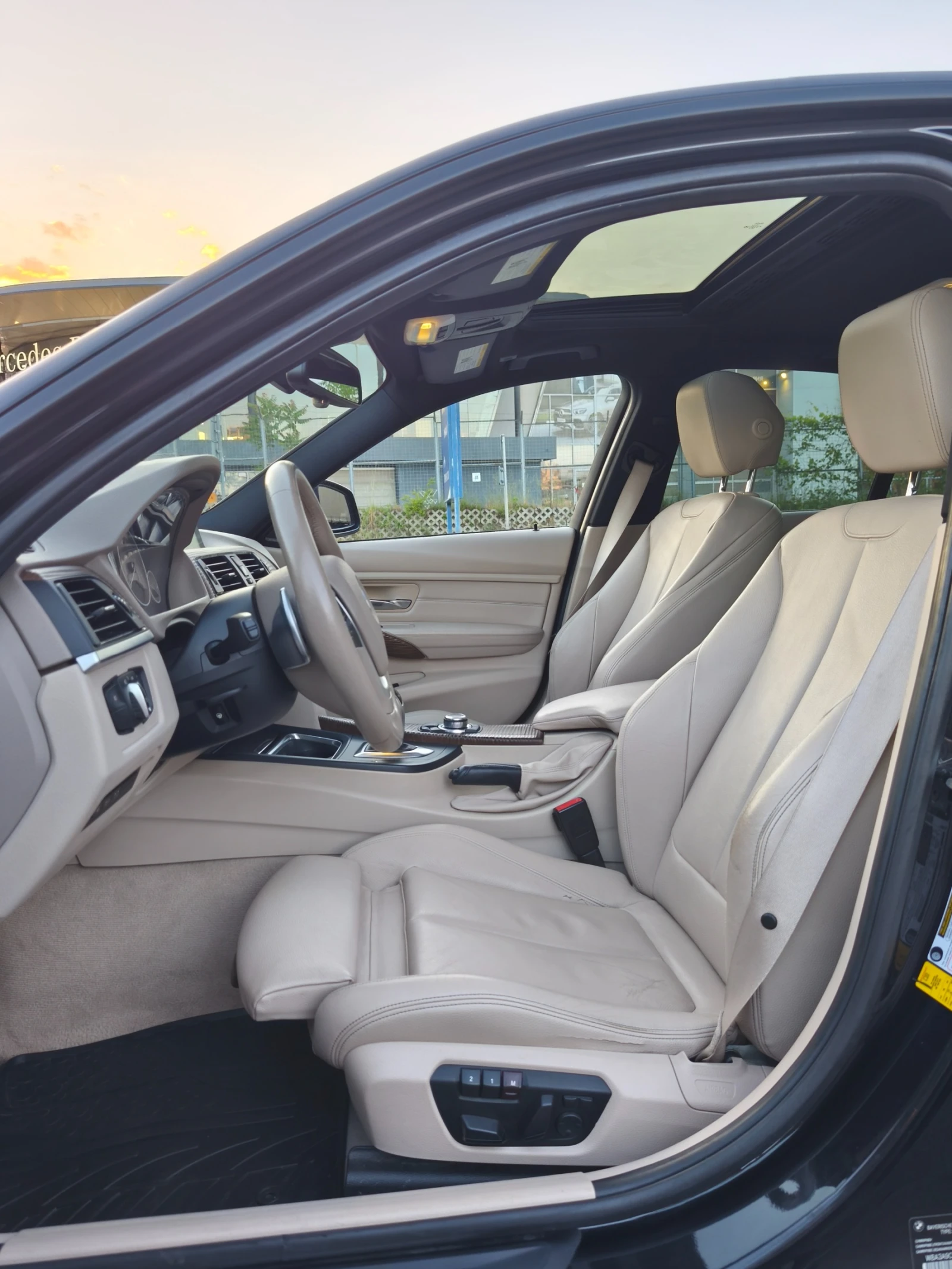 BMW 335 i Modern Line, снимка 9 - Автомобили и джипове - 54728292