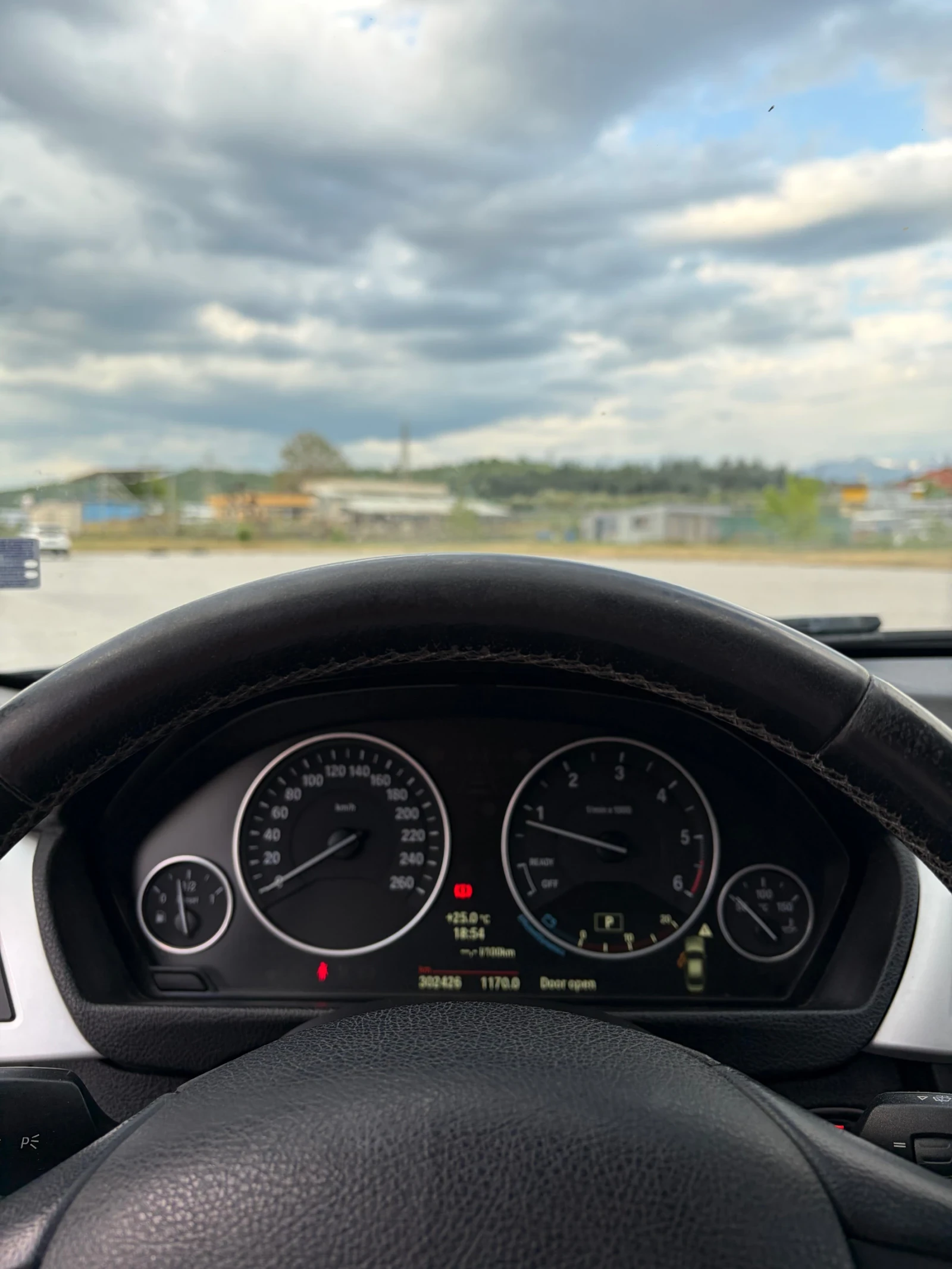 BMW 320 d  X-drive Сменени вериги, снимка 10 - Автомобили и джипове - 54782974