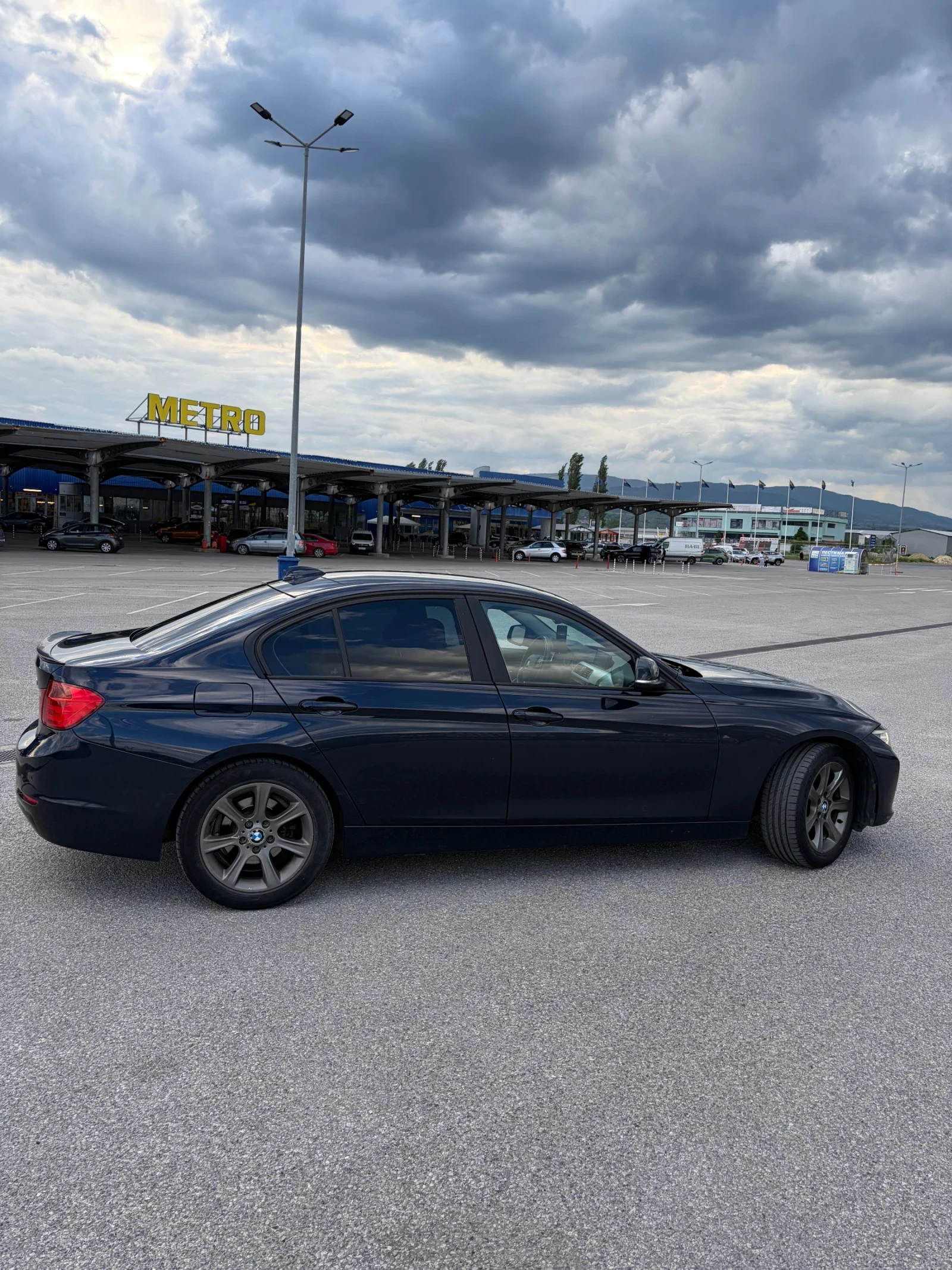 BMW 320 d  X-drive Сменени вериги, снимка 3 - Автомобили и джипове - 54782974