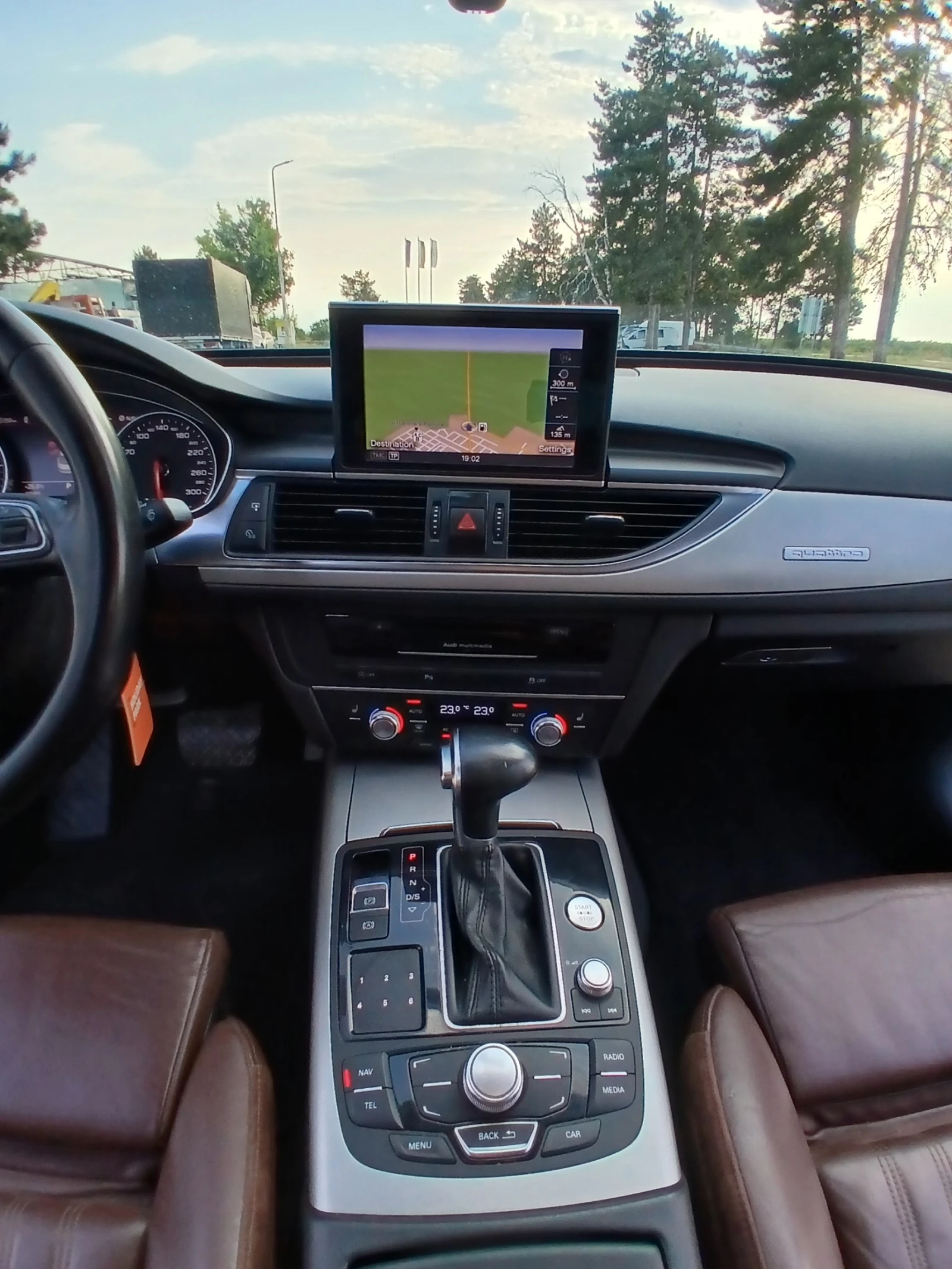 Audi A6 C7 3, 0 tdi 245кс, снимка 14 - Автомобили и джипове - 55310001