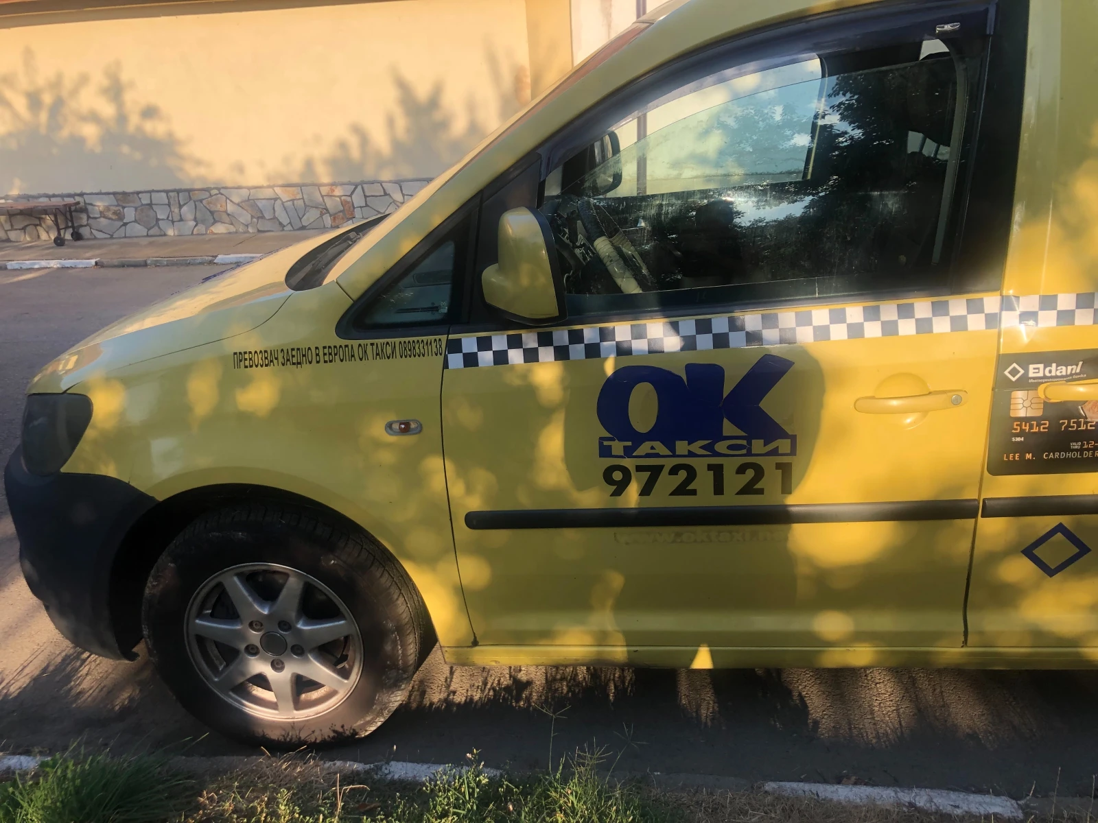 VW Caddy, снимка 4 - Автомобили и джипове - 55630615