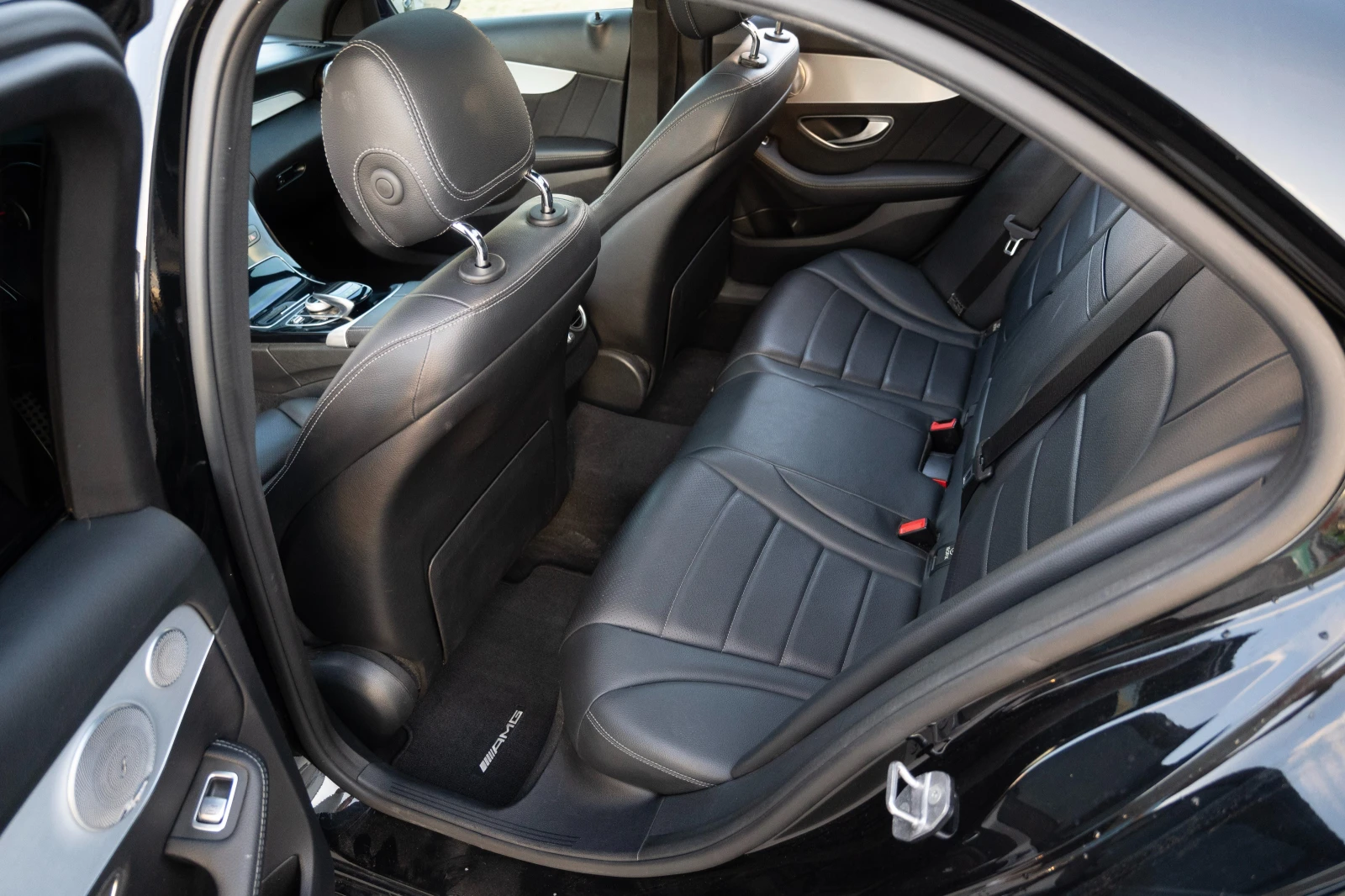 Mercedes-Benz C 300 ЛИЗИНГ, снимка 16 - Автомобили и джипове - 56285546