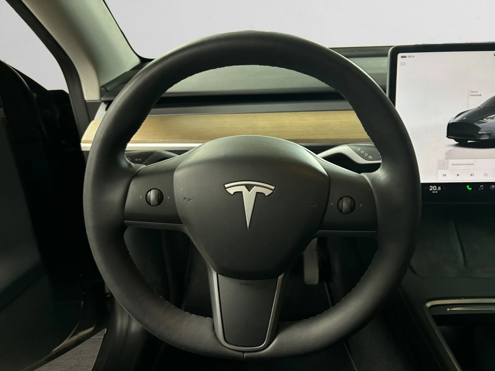 Tesla Model Y Standard Range 60 kWh Leather Navi LED , снимка 8 - Автомобили и джипове - 56369356