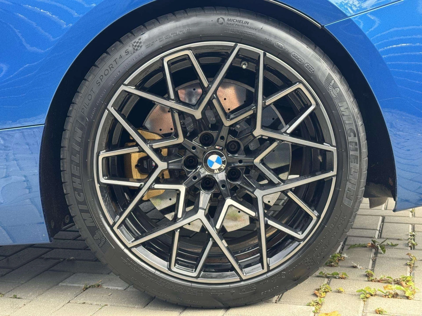 BMW M8  Competition xDrive 4.4 V8 Carbon Package, снимка 4 - Автомобили и джипове - 56739395