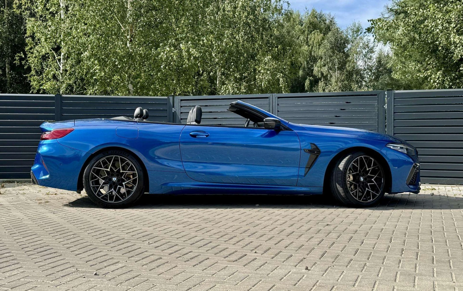 BMW M8  Competition xDrive 4.4 V8 Carbon Package, снимка 3 - Автомобили и джипове - 56739395