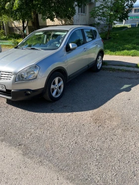 Nissan Qashqai  2.0  44 150    | Mobile.bg    4