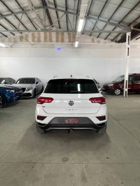 VW T-Roc 1.5/TSI/DSG/digital/камера/теглич/обслужена/ - 16900 € / 33053.53 лв. - 58026498 4