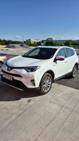 ����� �� �������� �� Toyota Rav4 2.5 hybrid 