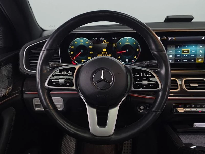 Mercedes-Benz GLE GLE400d 4MATIC Coupe| 330к.с.| ВКЛ.ТЕХНОТЕСТ, снимка 13 - Автомобили и джипове - 55573412