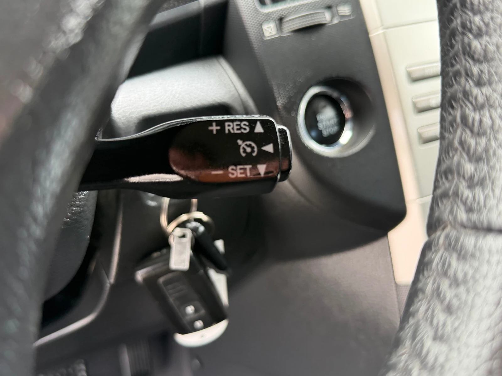 Toyota Corolla verso * 1.8-VVTI-129* ИТАЛИЯ* 7 МЕСТА* , снимка 15 - Автомобили и джипове - 46356023