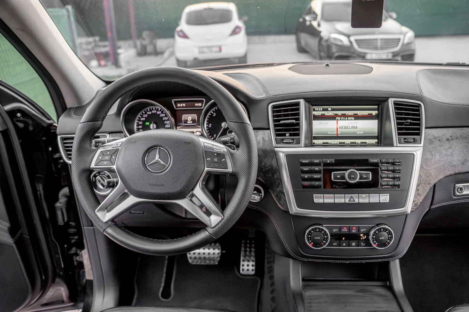Mercedes-Benz ML 350 AMG FULL LED  - изображение 9