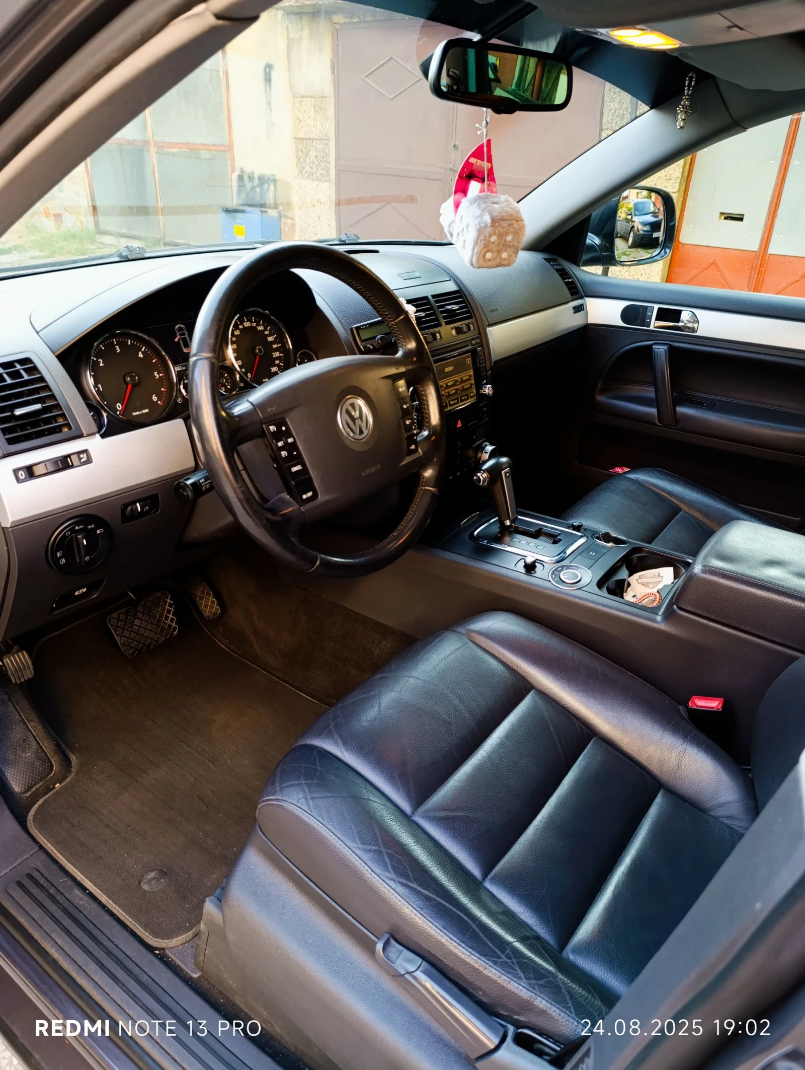 VW Touareg 3.0D - изображение 10