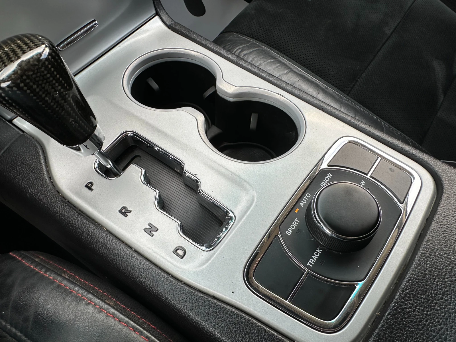 Jeep Grand cherokee 6.4i 471 .. SRT 4x4 | Mobile.bg   13