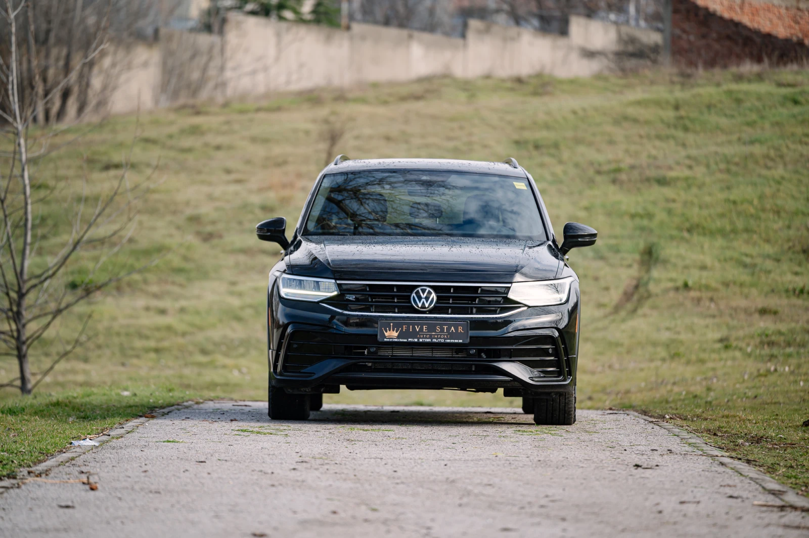 VW Tiguan R-Line 4Motion - изображение 2