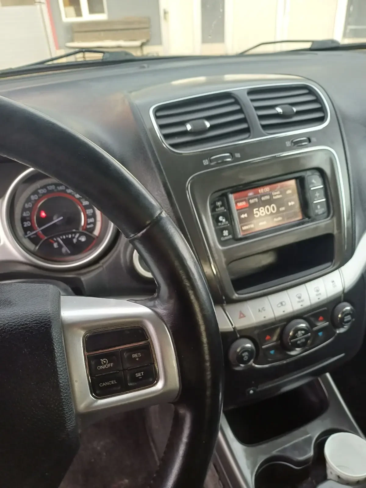 Fiat Freemont, снимка 9 - Автомобили и джипове - 53853338