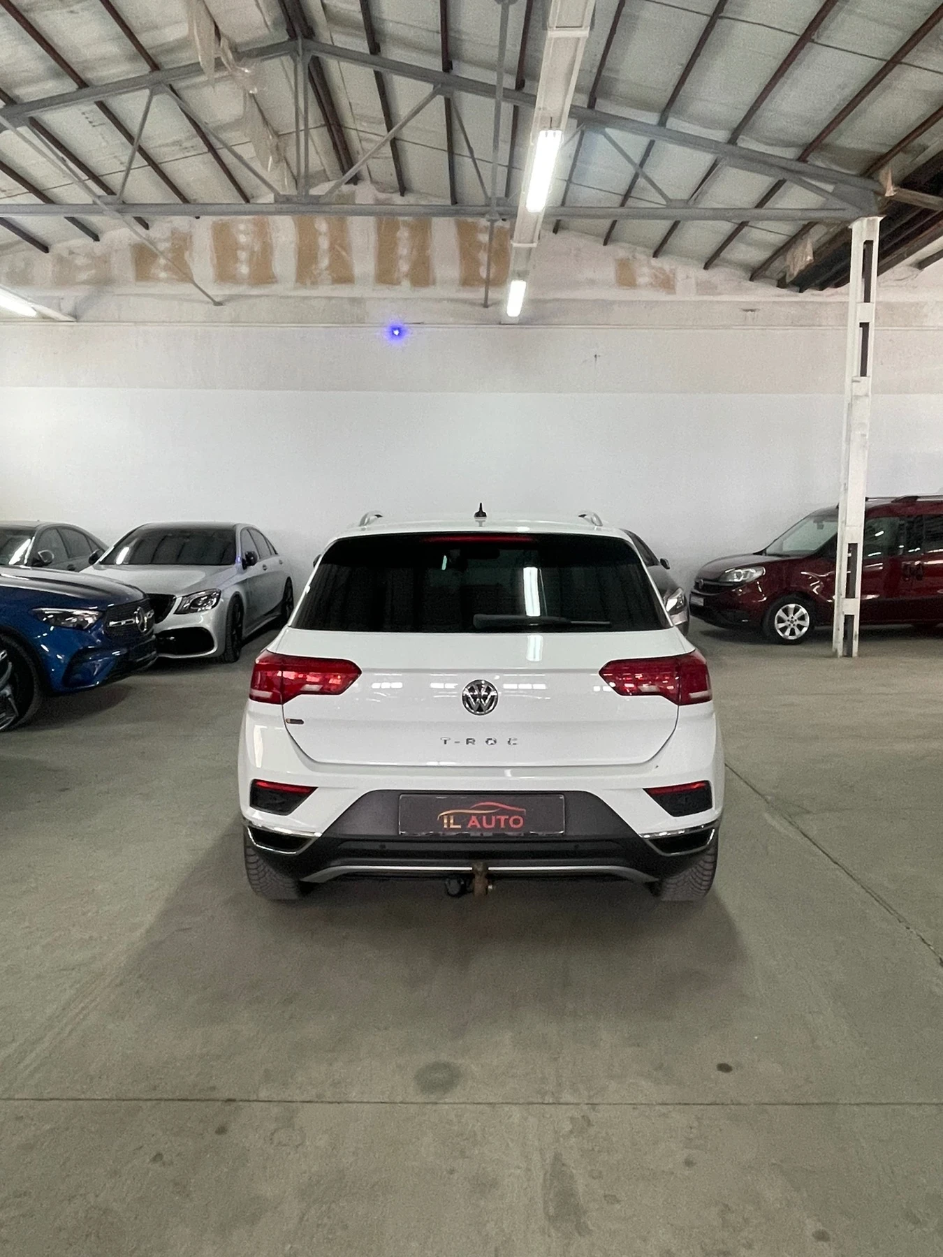 VW T-Roc 1.5/TSI/DSG/digital/камера/теглич/обслужена/, снимка 4 - Автомобили и джипове - 53892034