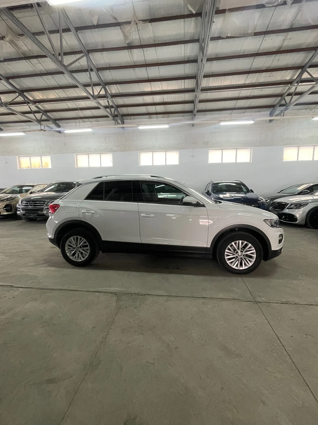 VW T-Roc 1.5/TSI/DSG/digital/камера/теглич/обслужена/, снимка 7 - Автомобили и джипове - 53892034