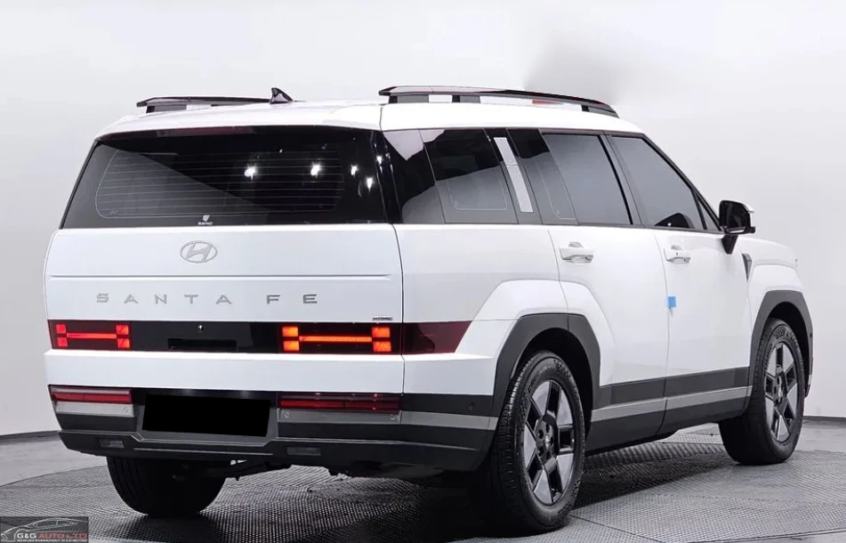 Hyundai Santa fe 1.6HEV/215HP/360/NAVI/HUD/LED/DIGITAL/4X4/4MC, снимка 2 - Автомобили и джипове - 54229344