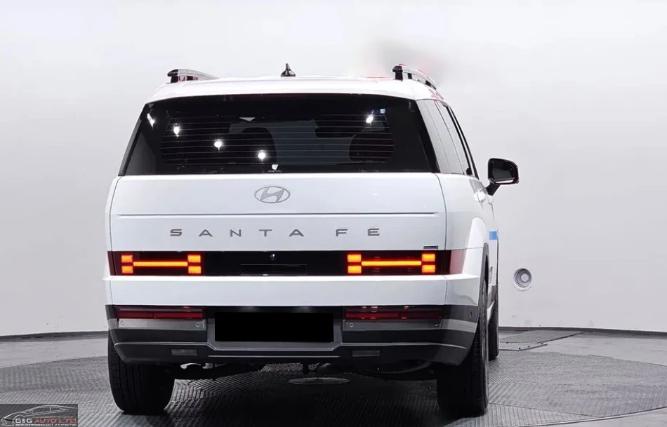 Hyundai Santa fe 1.6HEV/215HP/360/NAVI/HUD/LED/DIGITAL/4X4/4MC, снимка 3 - Автомобили и джипове - 54229344