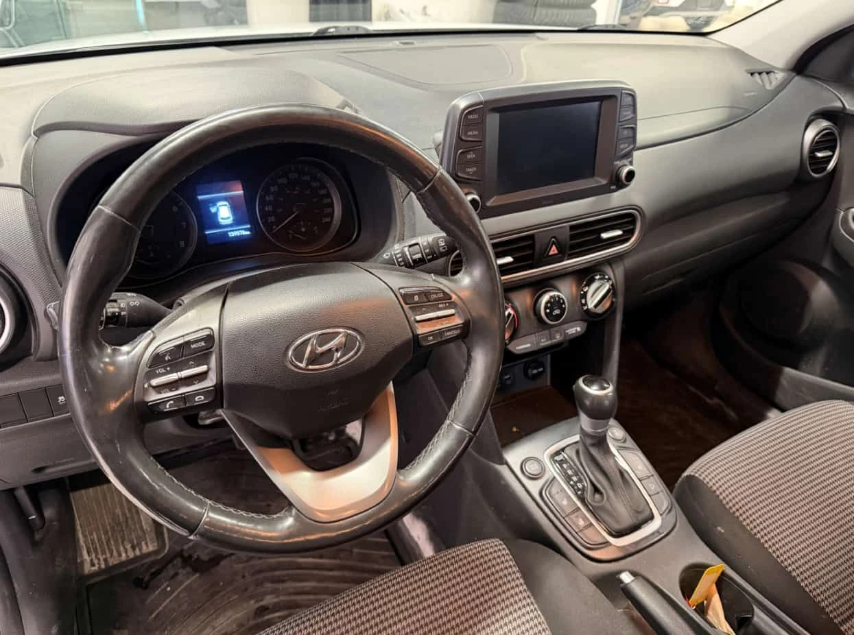 Hyundai Kona * Preferred * АВТОКРЕДИТ БЕЗ ПЪРВОНАЧАЛНА ВНОСКА* , снимка 5 - Автомобили и джипове - 54842887