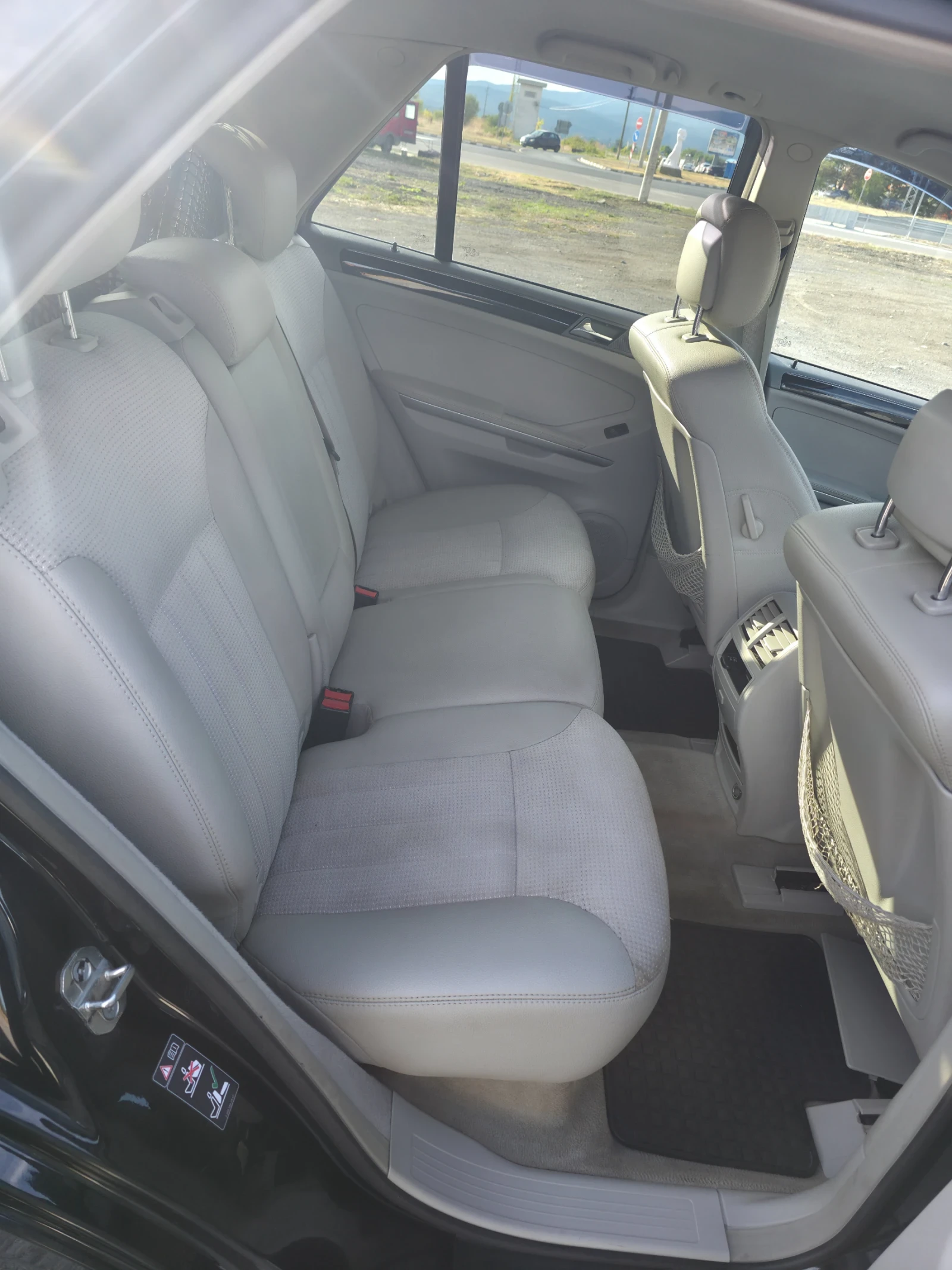 Mercedes-Benz ML 320 CDI, снимка 7 - Автомобили и джипове - 56258468