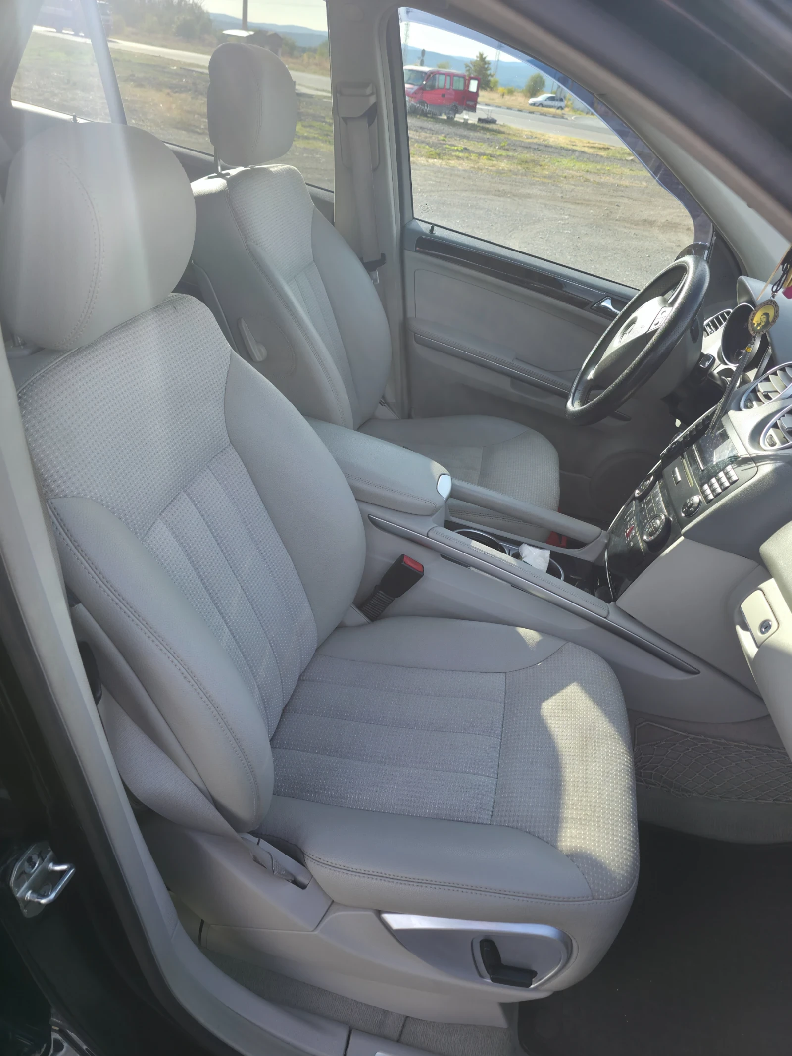 Mercedes-Benz ML 320 CDI, снимка 6 - Автомобили и джипове - 56258468