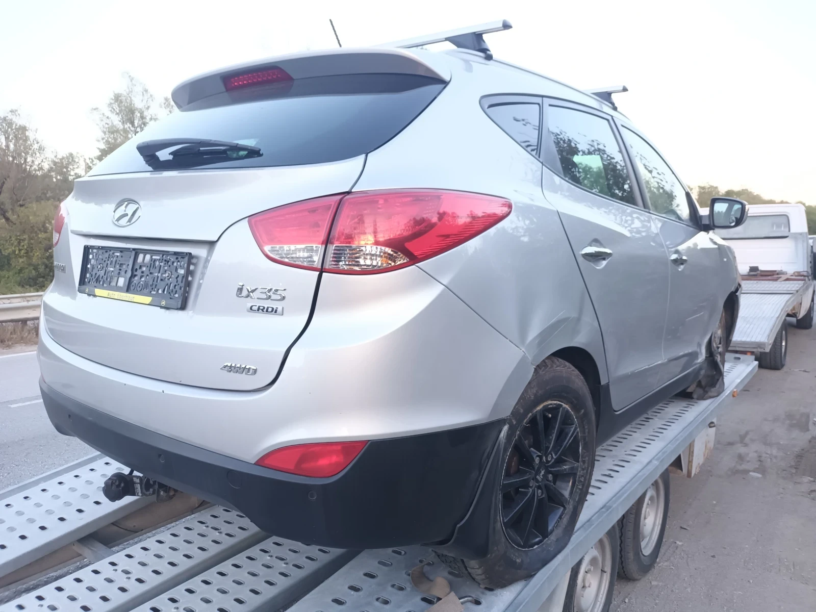 Hyundai IX35 2.0црди 4х4, снимка 9 - Автомобили и джипове - 56330279