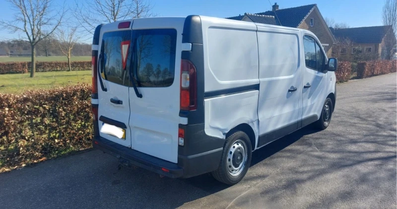Opel Vivaro 1.6 dCi 4 броя , снимка 2 - Бусове и автобуси - 51619202