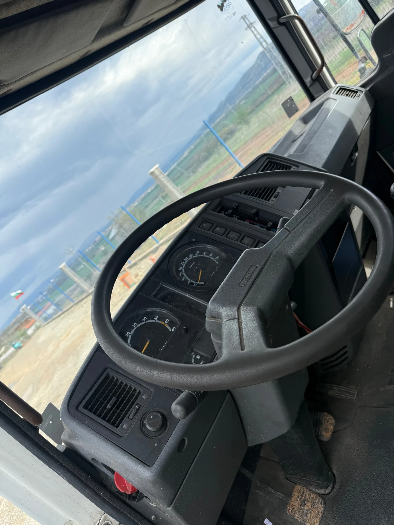 Nissan L35 3.0ТДИ - изображение 8