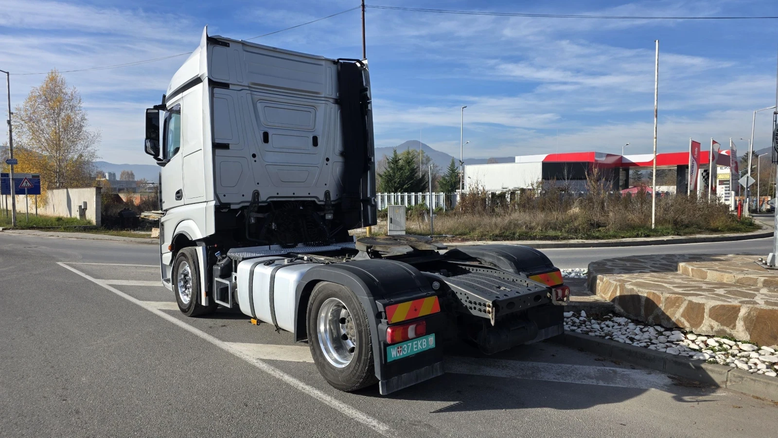 Mercedes-Benz Actros 18 51 EURO 6 - изображение 4