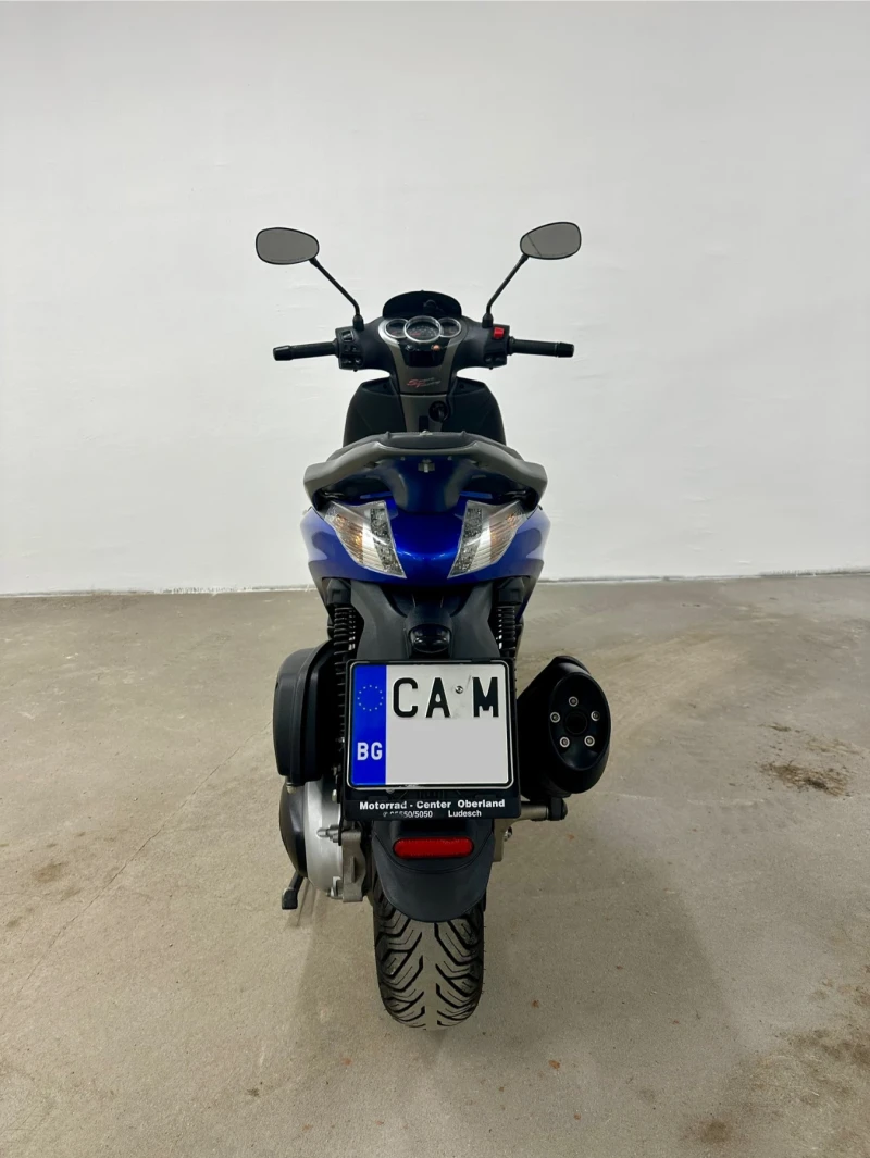 Piaggio Beverly ABS/ASR/LED, снимка 6 - Мотоциклети и мототехника - 52645651