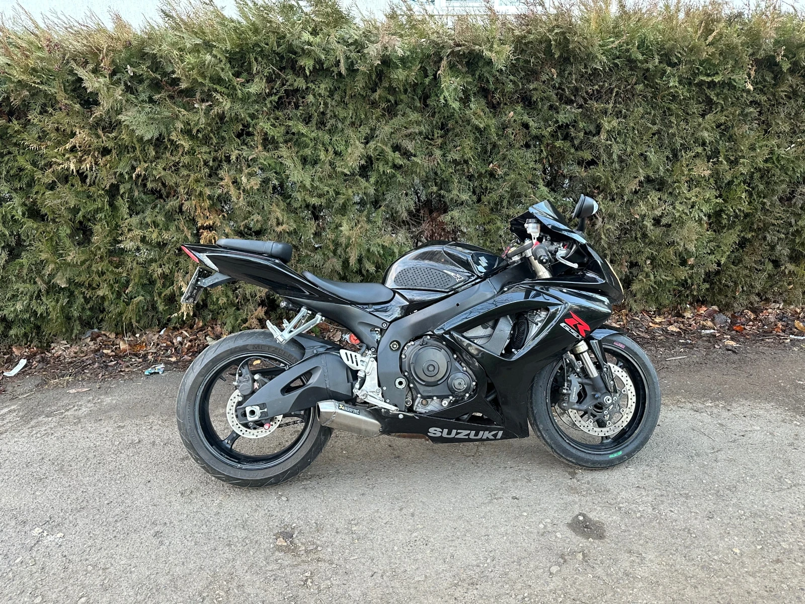 Suzuki Gsxr 600 - изображение 2
