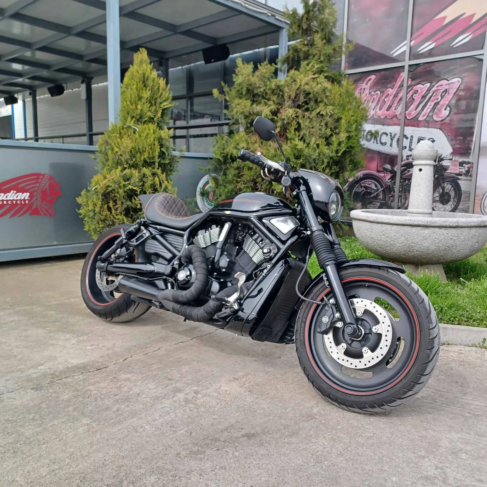 Harley-Davidson V-Rod, снимка 2 - Мотоциклети и мототехника - 54607456