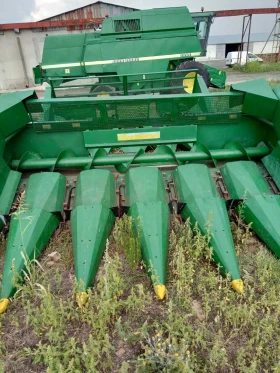 Комбайн John Deere 2264, снимка 7