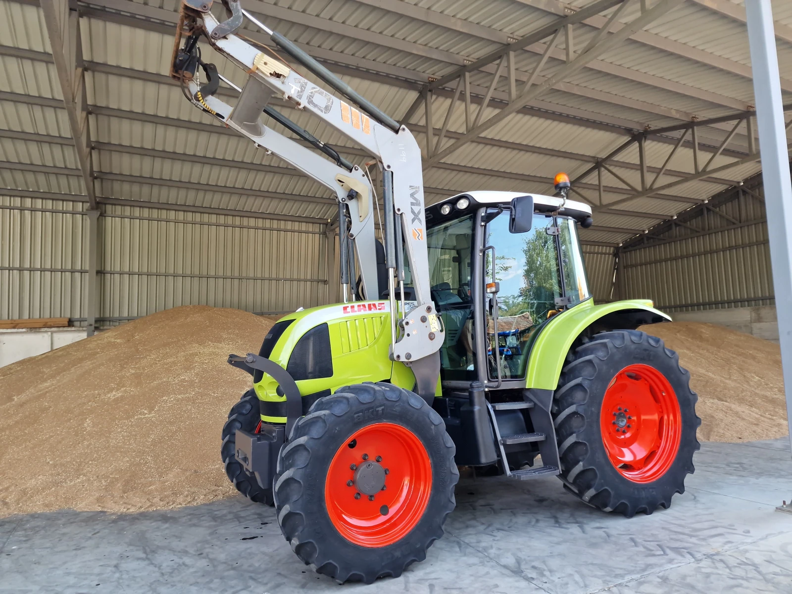 Трактор Claas ARES 557 ATX - изображение 4