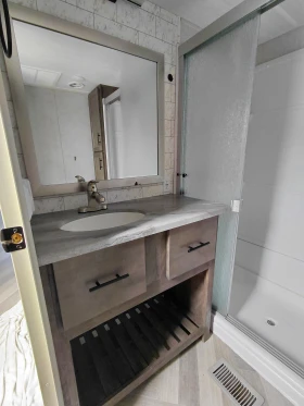 Каравана Forest River Riverstone 39 wildwood, снимка 16