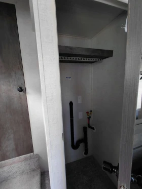 Каравана Forest River Riverstone 39 wildwood, снимка 12