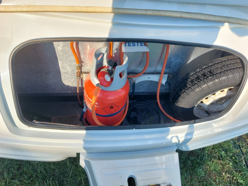 Каравана Други Lexon, снимка 17 - Каравани и кемпери - 52126531