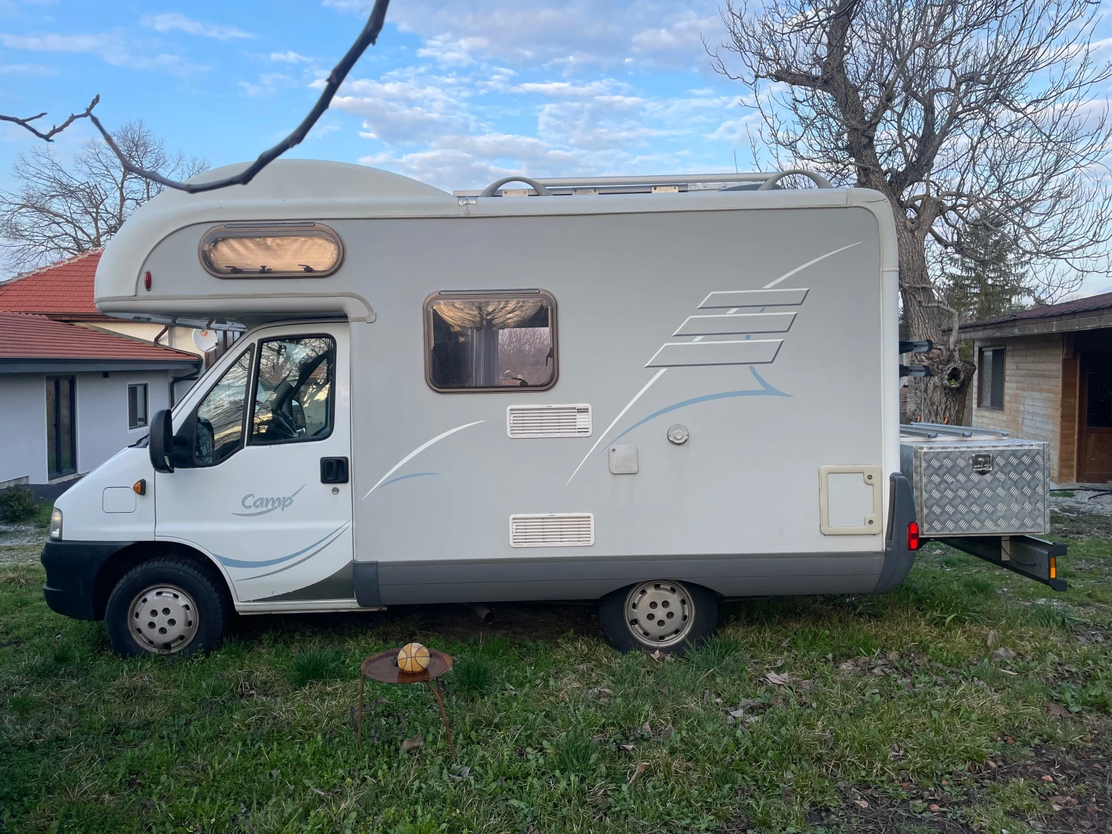 Кемпер HYMER / ERIBA c494, снимка 3 - Каравани и кемпери - 53977493