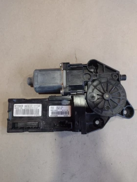     807310004R       Renault Megane (2008-2012) 966315-101   0130822479